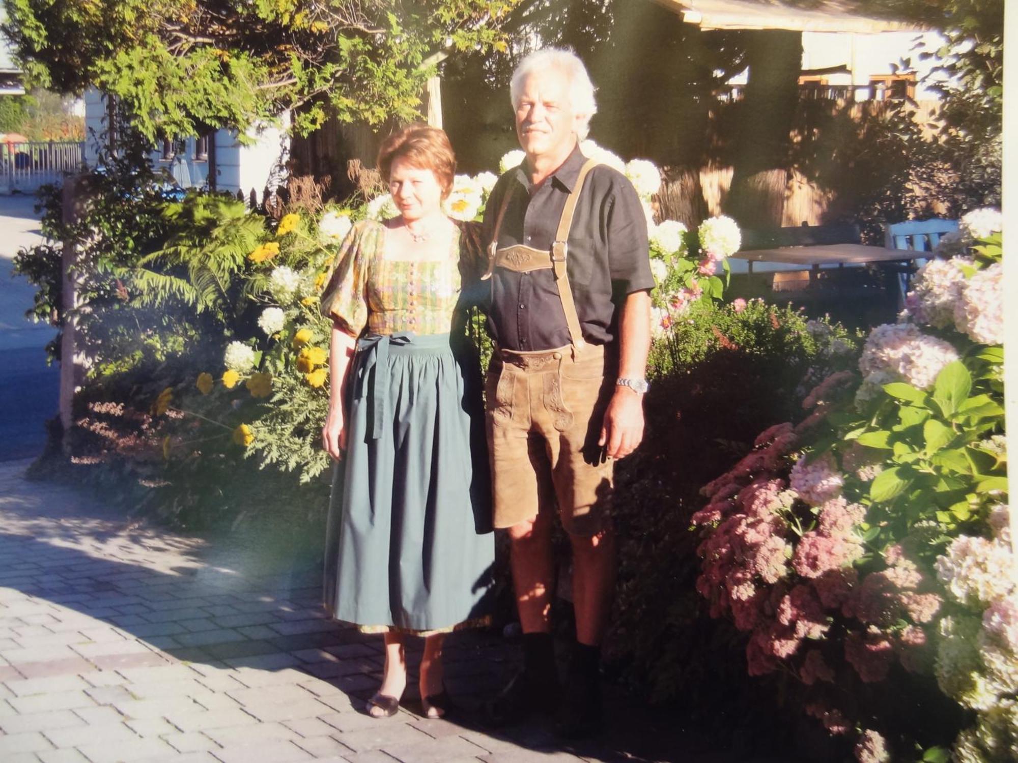 Landhaus Gassner บรุค อันแดร์ โกรสส์กลอคเนอร์ชตราสเซอ ภายนอก รูปภาพ