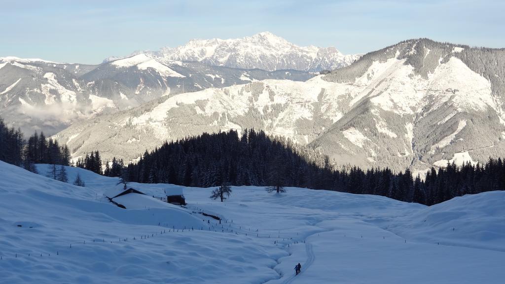 Landhaus Gassner บรุค อันแดร์ โกรสส์กลอคเนอร์ชตราสเซอ ภายนอก รูปภาพ